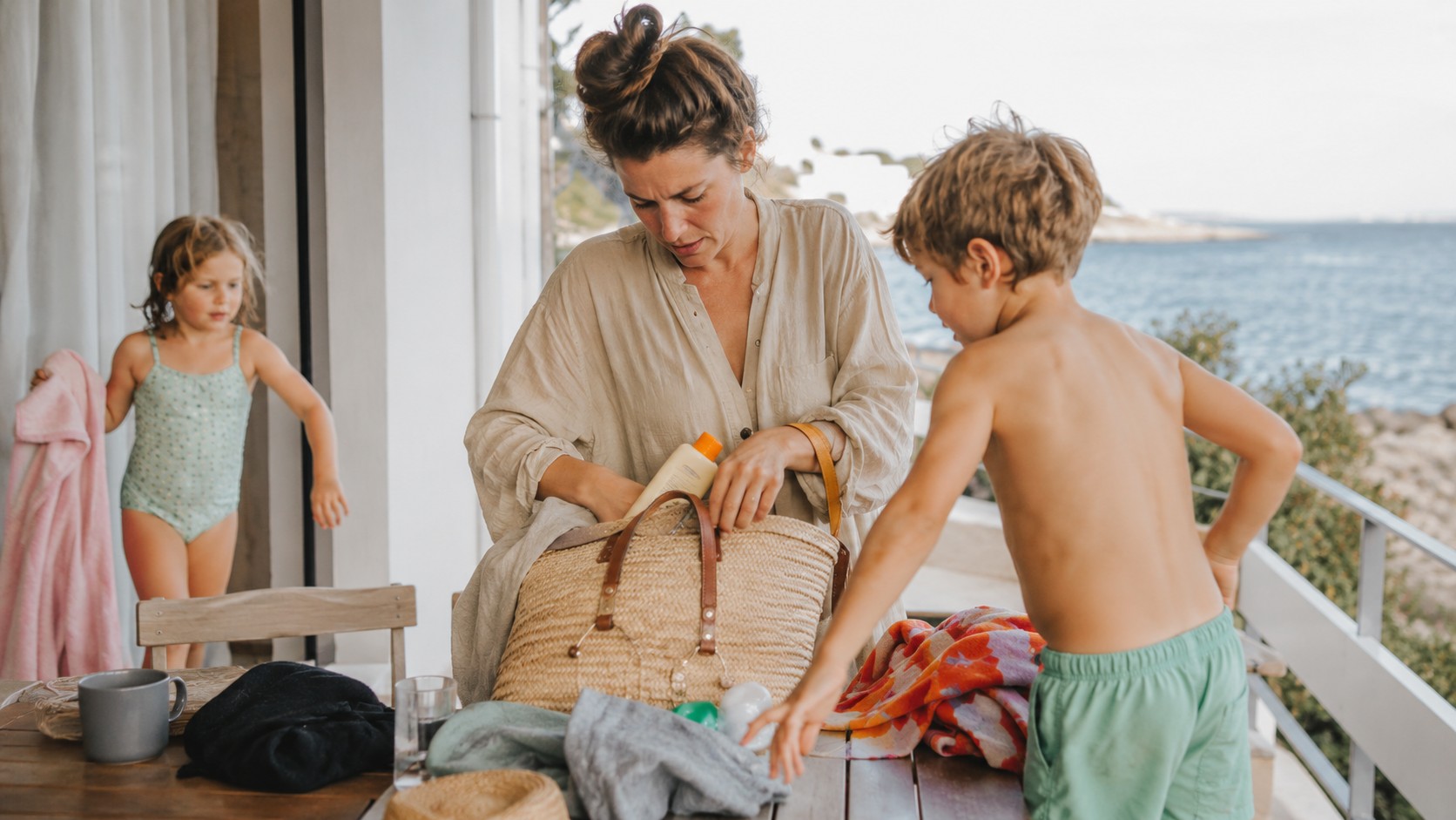 Perché le vacanze estive mettono alla prova le mamme più del previsto